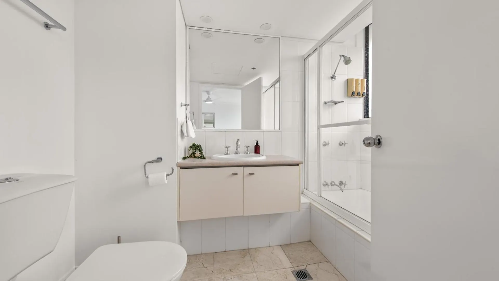 Good Value 2Br Near Stadium & River With Wifi Brisbane Apartmán